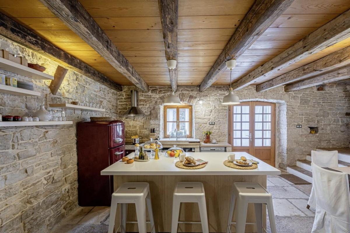 Una In Kranjcici - Haus Fuer 5-6 Personen Svetvinčenat 外观 照片
