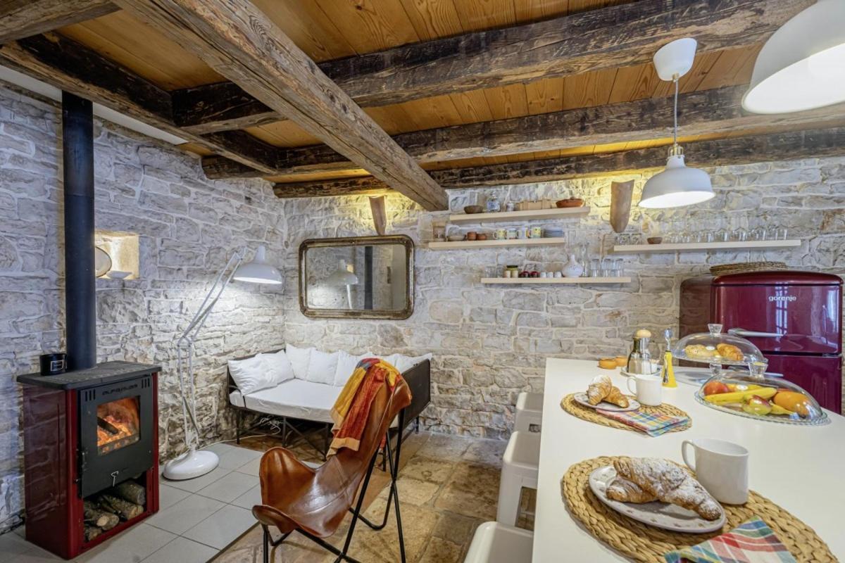 Una In Kranjcici - Haus Fuer 5-6 Personen Svetvinčenat 外观 照片